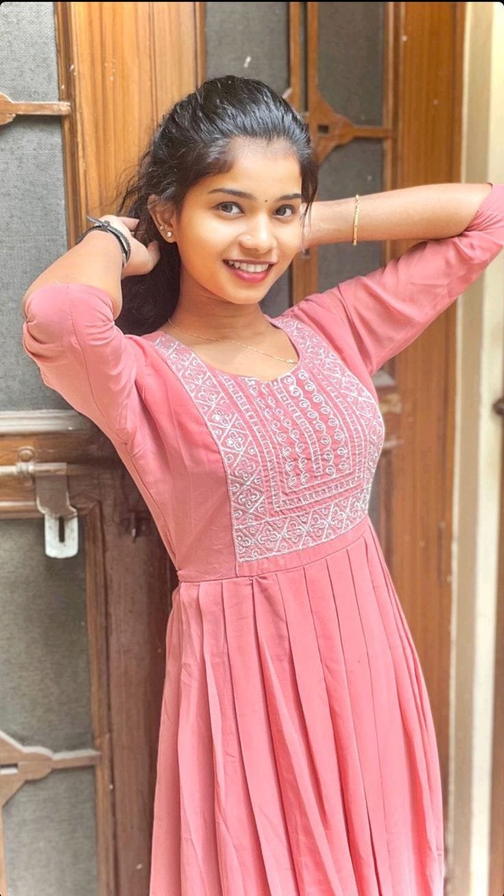 Khushi m
